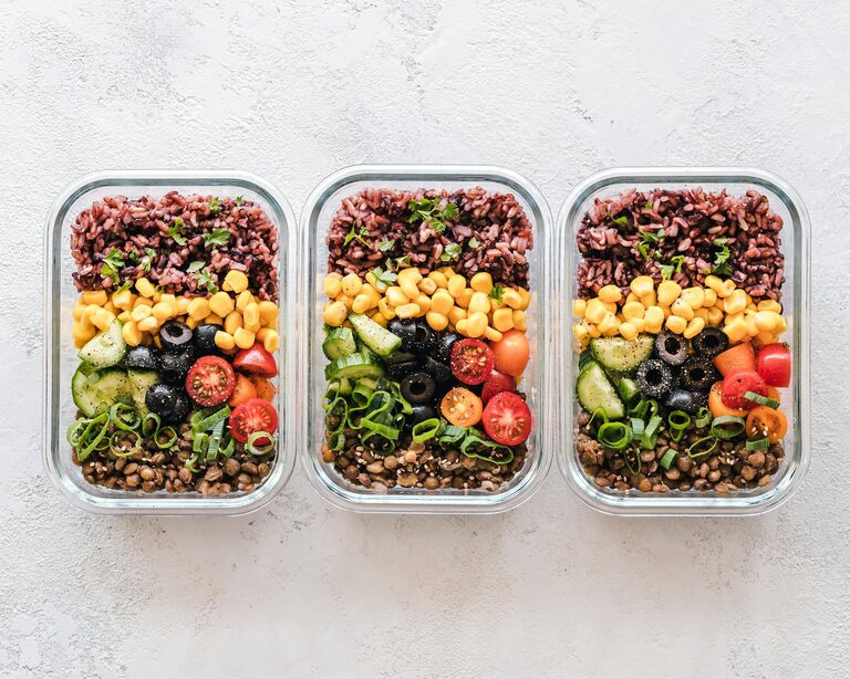 Easy meal prep ideas for busy weeks to save time and eat healthy